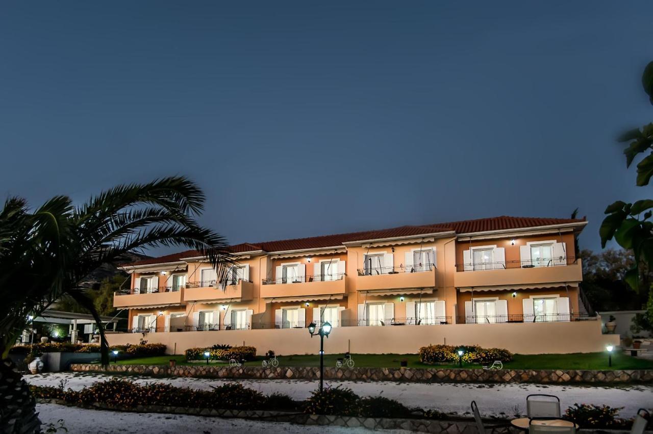 Aristotelis Apartments Razáta Buitenkant foto