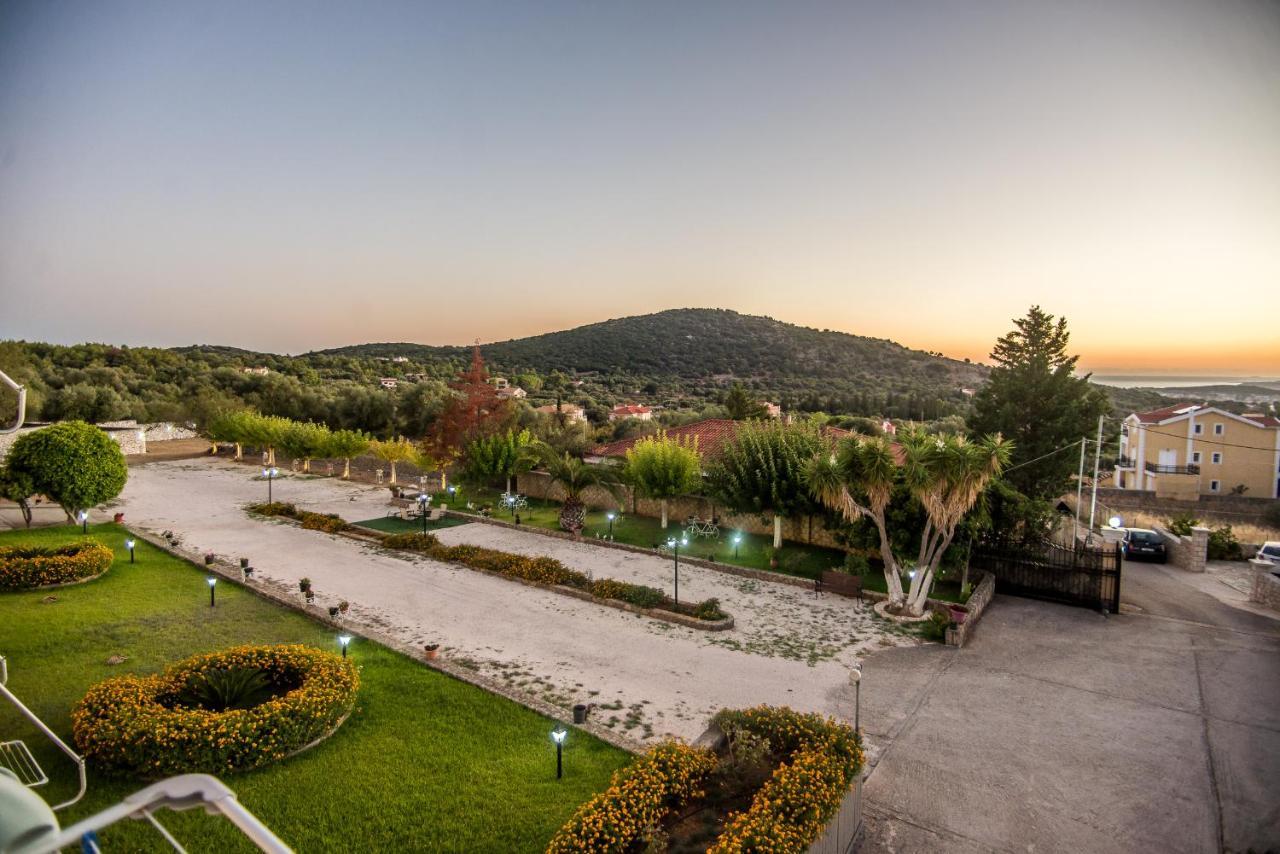 Aristotelis Apartments Razáta Buitenkant foto
